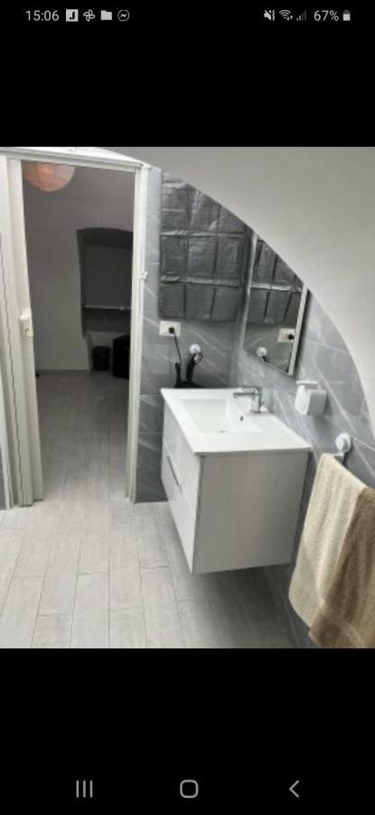 B&B Angela Neapol Zewnętrze zdjęcie